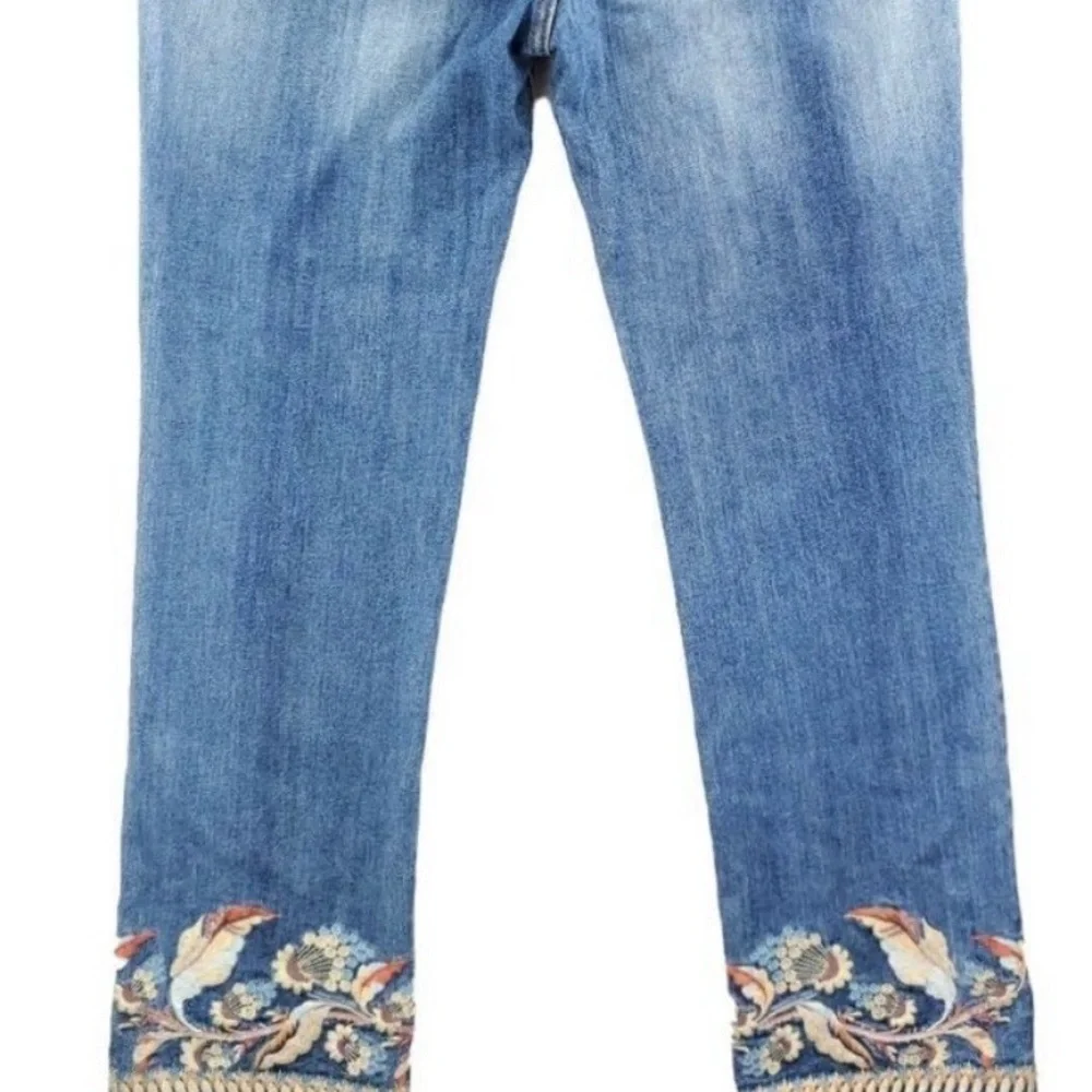 DRIFTWOOD 30 Colette Light Blue Embroidered Cropped Jeans - Picture 2 of 6